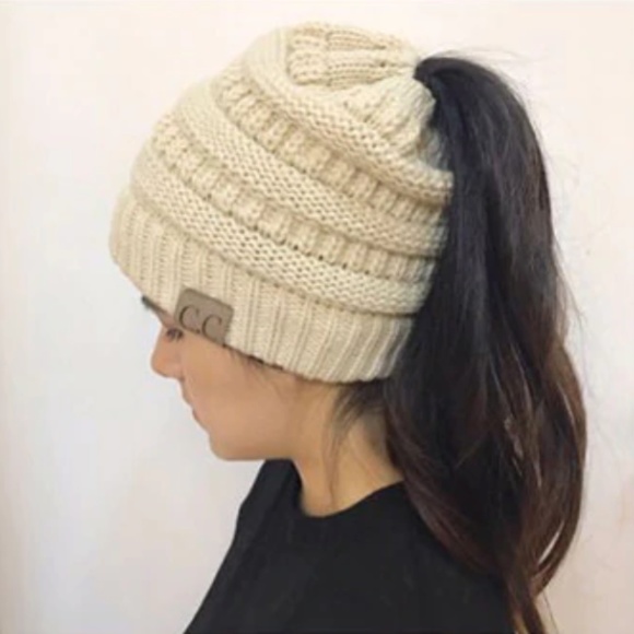 Accessories - Women's Bun Ponytail Knit Beanie